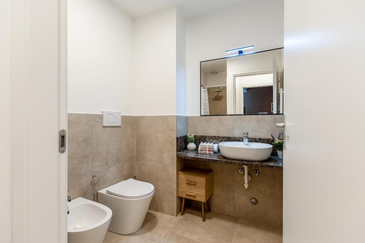 Authentic Private Flat 2 Min From Navigli Apartment Milan Exterior photo